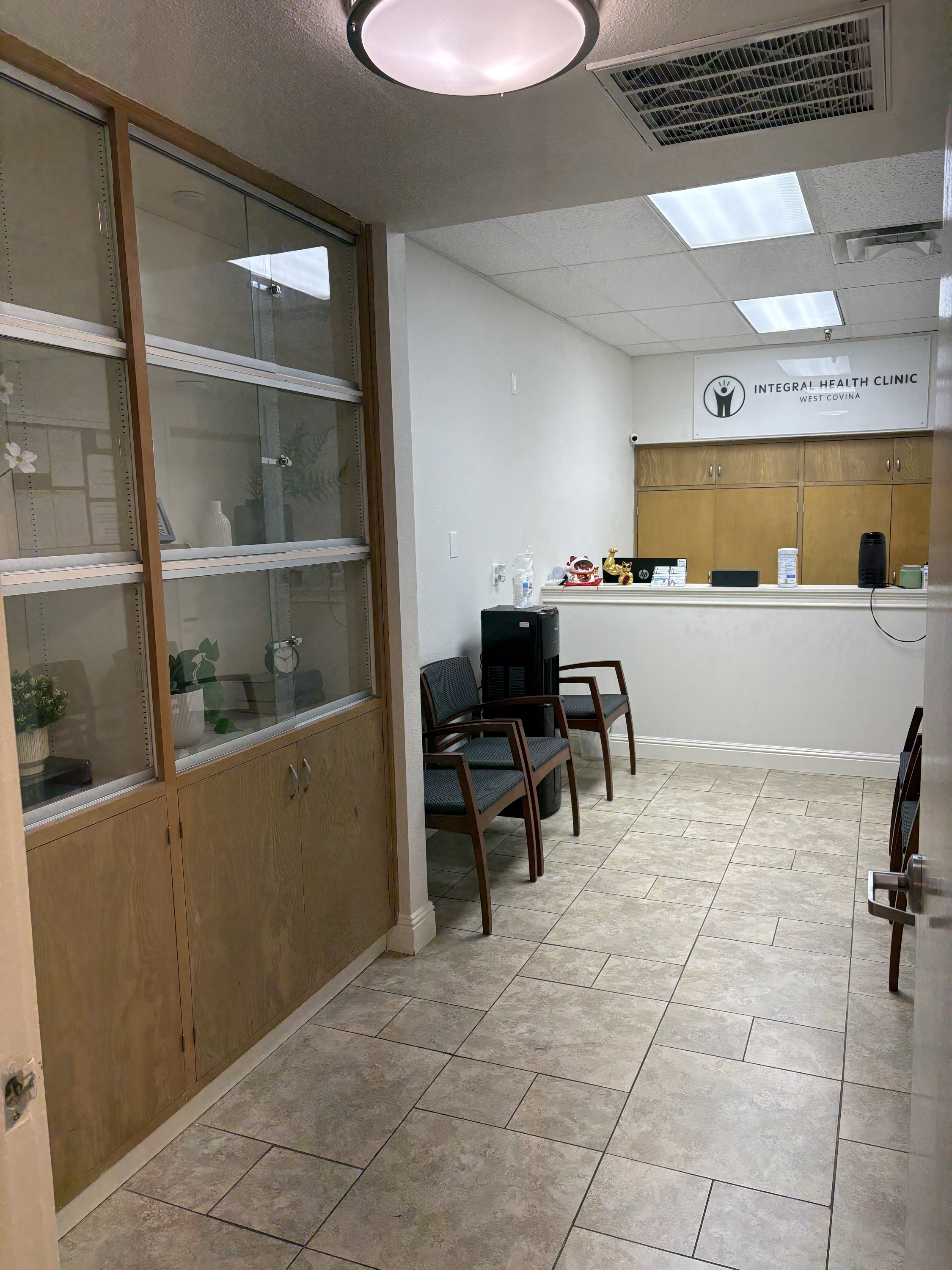 855 N. Lark Ellen Ave. - L